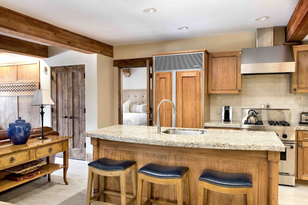 One Bedroom King Suite 1 Apartment Hotel by RedAwning - photo 3