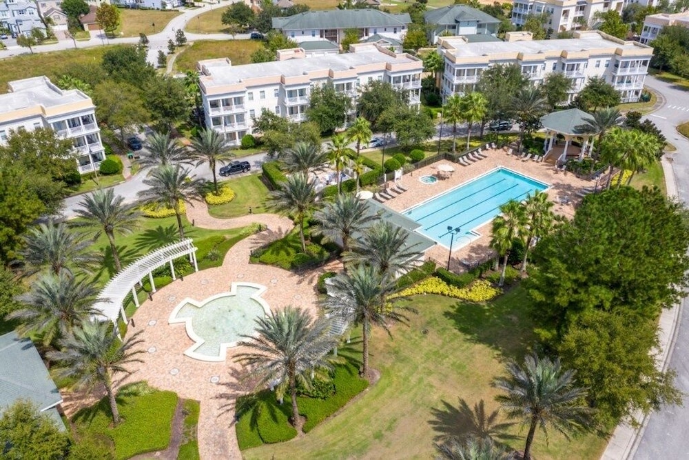 Luxury Golf Resort Located In Reunion Resort 3 Bedroom Condo - photo 15