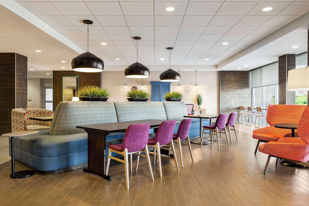 Home2 Suites by Hilton York - photo 3