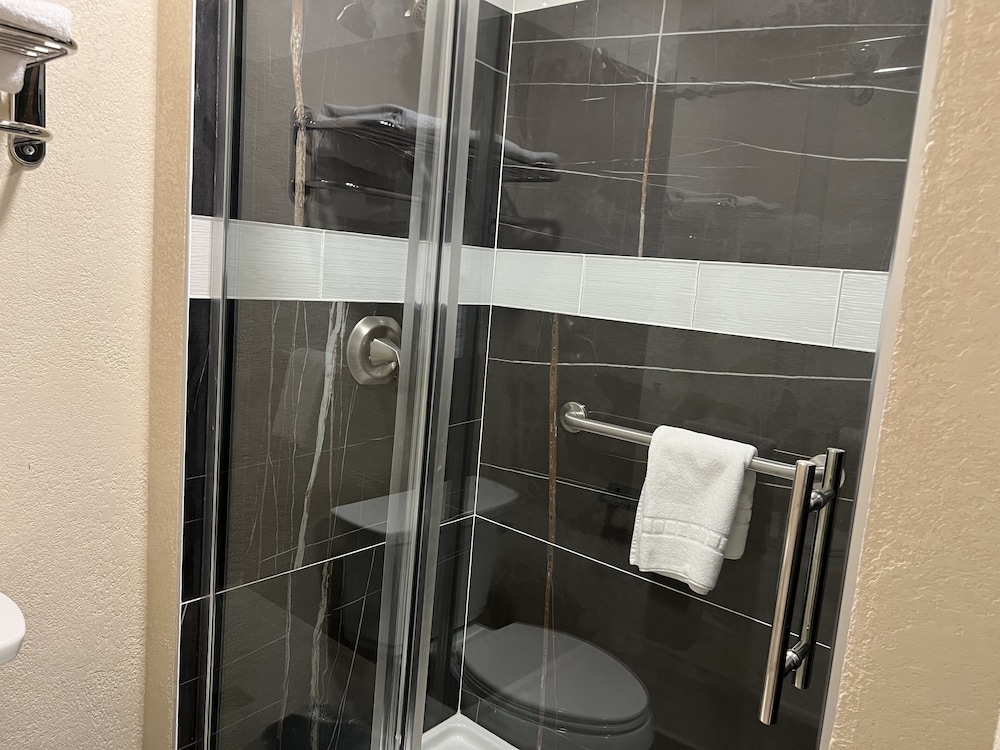 Mauna Loa Motel - photo 16