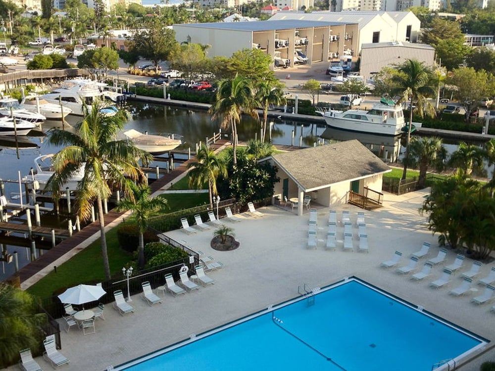 Fort Myers Beach Area 7327 400 — 4-Star Luxury Hotel in Fort Myers Beach, United States
