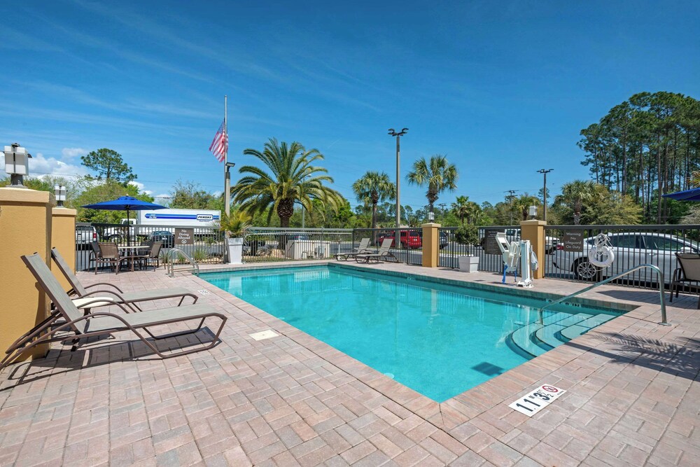 City Express by Marriott Yulee - photo 35