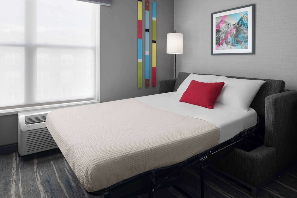 Hampton Inn & Suites Orem - photo 20