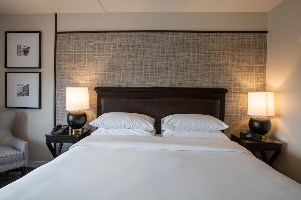 Sheraton Chicago Northbrook Hotel - photo 8