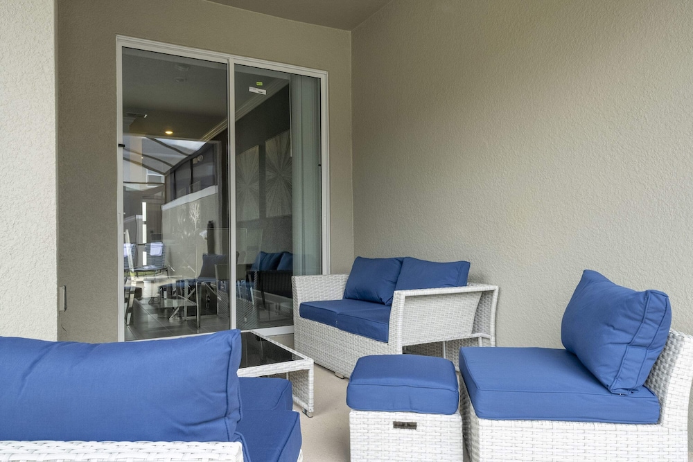 Fantastic 4 Bd W Pool @ Storey Lake Resort 2709 - photo 28