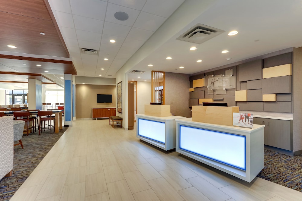 Holiday Inn Express & Suites Winston Salem Sw Clemmons by IHG - photo 72
