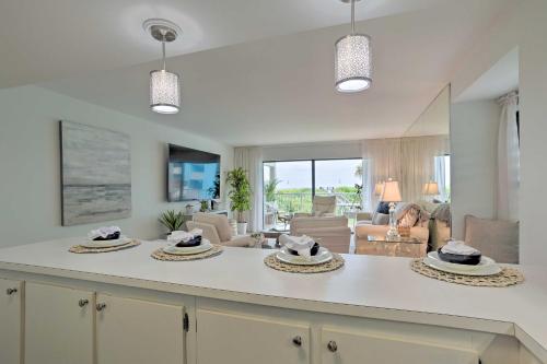 Stuart Condo at Beachfront Resort with Ocean Views - photo 22