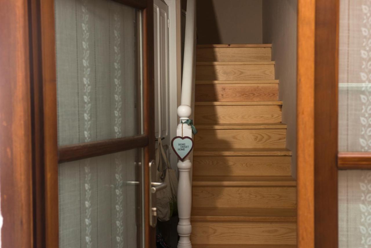 O Solpor in Carino, Spain