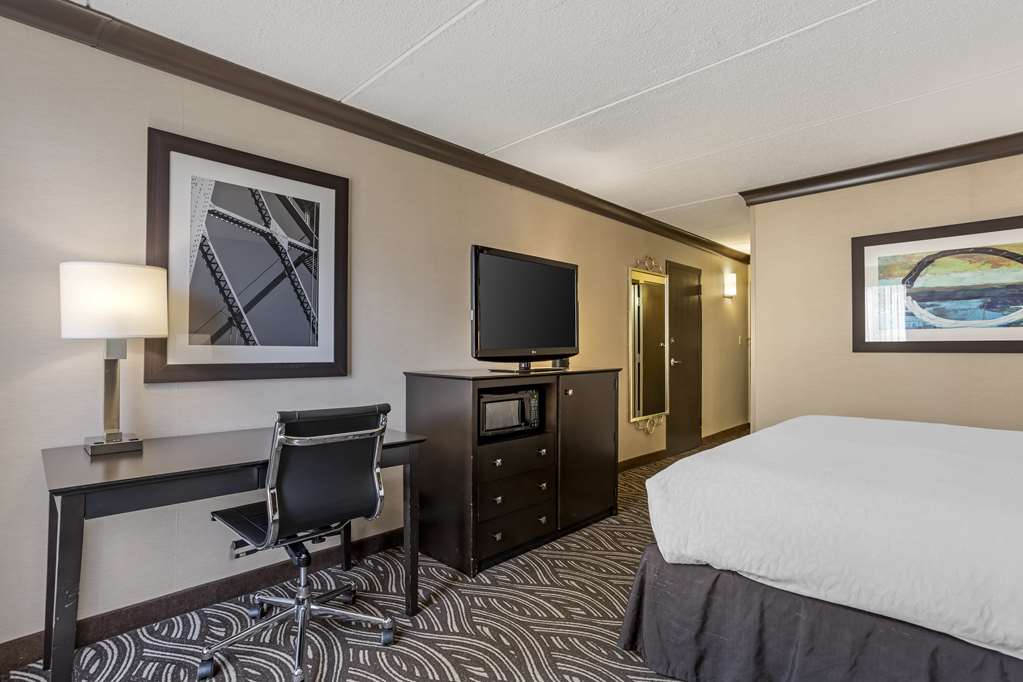 Best Western Plus Kingston Hotel And Conference Center - photo 18