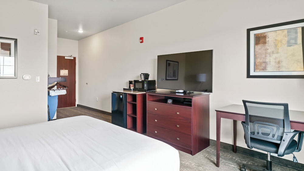 Cobblestone Inn & Suites Julesburg - photo 10