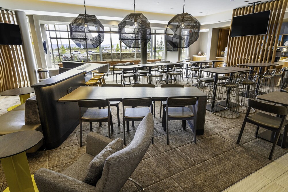 SpringHill Suites by Marriott Ontario Airport Rancho Cucamonga - photo 4