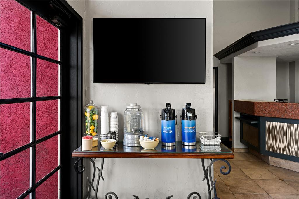Best Western Desert Villa Inn - photo 6