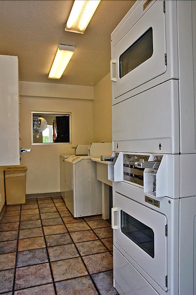 Motel 6 Los Angeles Whittier - photo 23