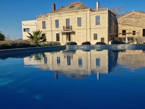 Jolie Masdame Un Espace Incroyable — hotel in Sauzet