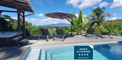 Villa KANOA T2 classé 4 étoiles Vue Mer Piscine SPA — 4-Star Luxury Hotel in Les Trois-Ilets, Martinique