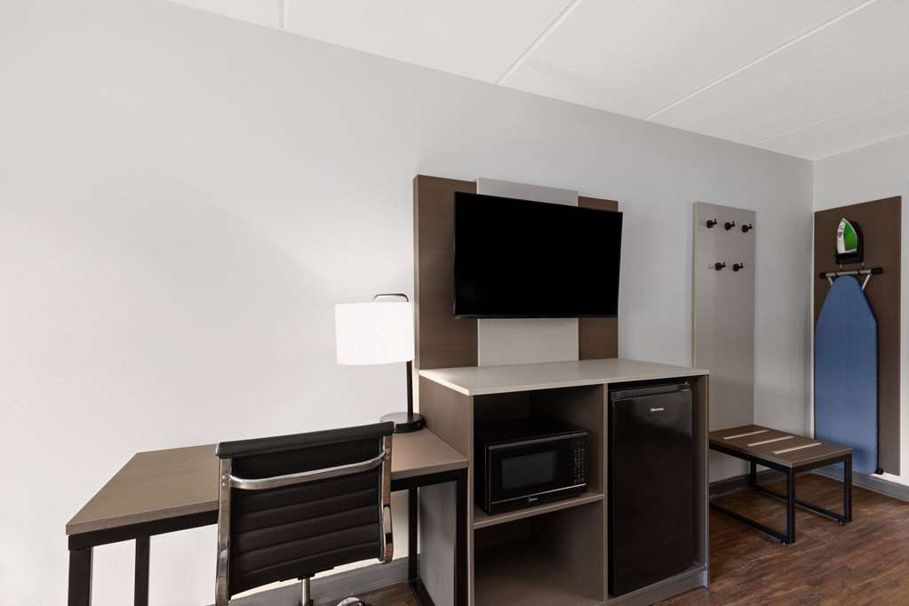 Ramada by Wyndham Bainbridge - photo 19