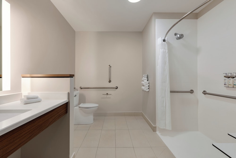 Holiday Inn Express And Suites Dalton Walnut Ave - photo 12