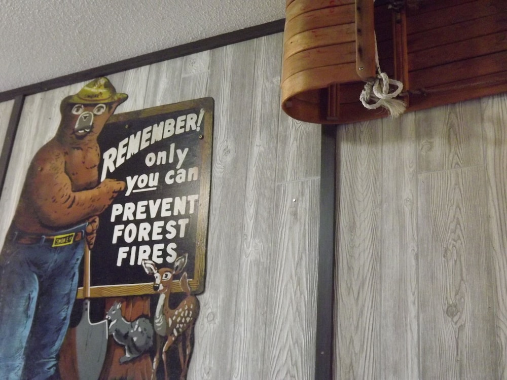 Crest Country Inn - photo 9