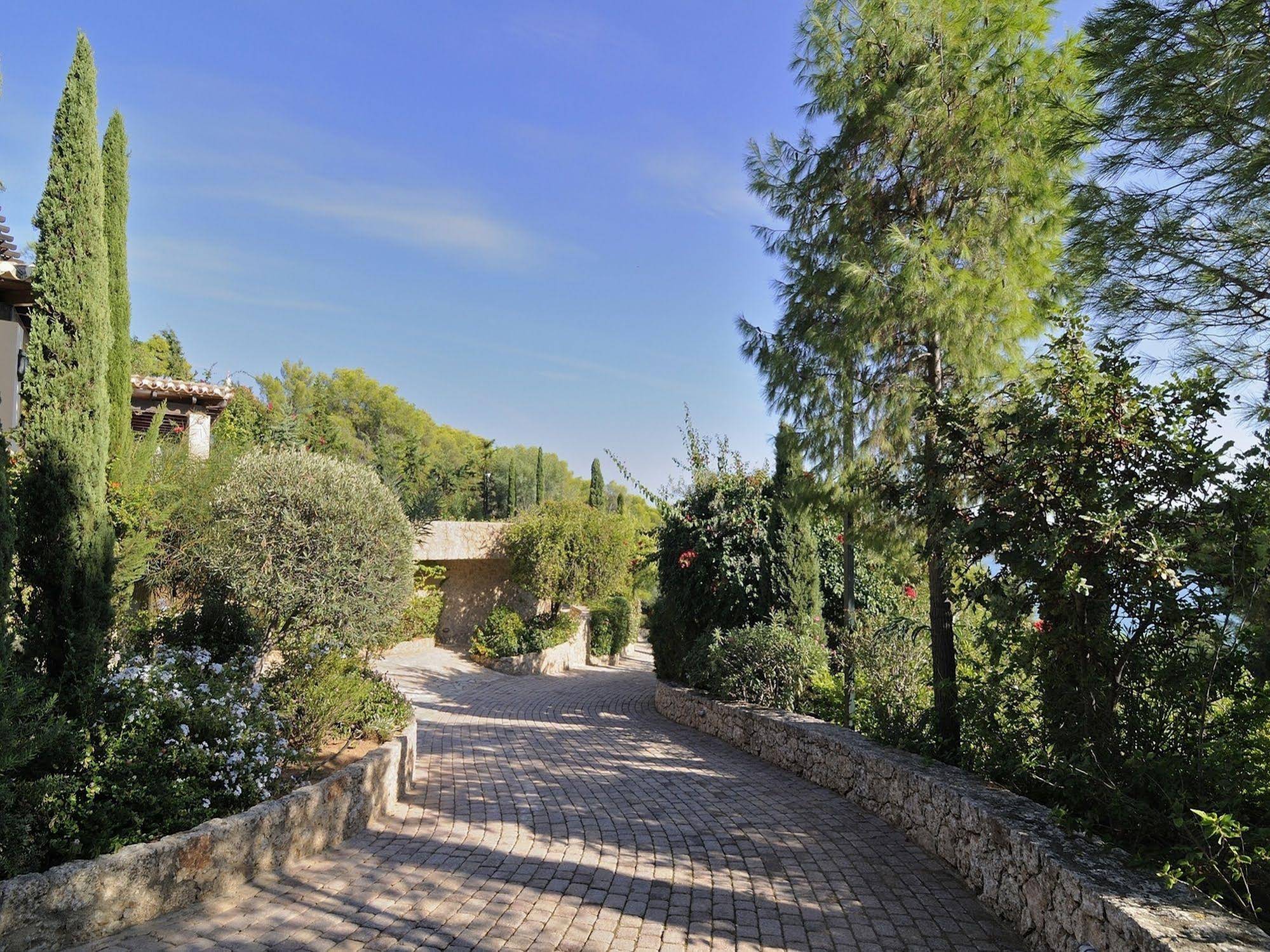 Rvg Villa Elli — 4-Star Luxury Hotel in Porto Cheli, Greece