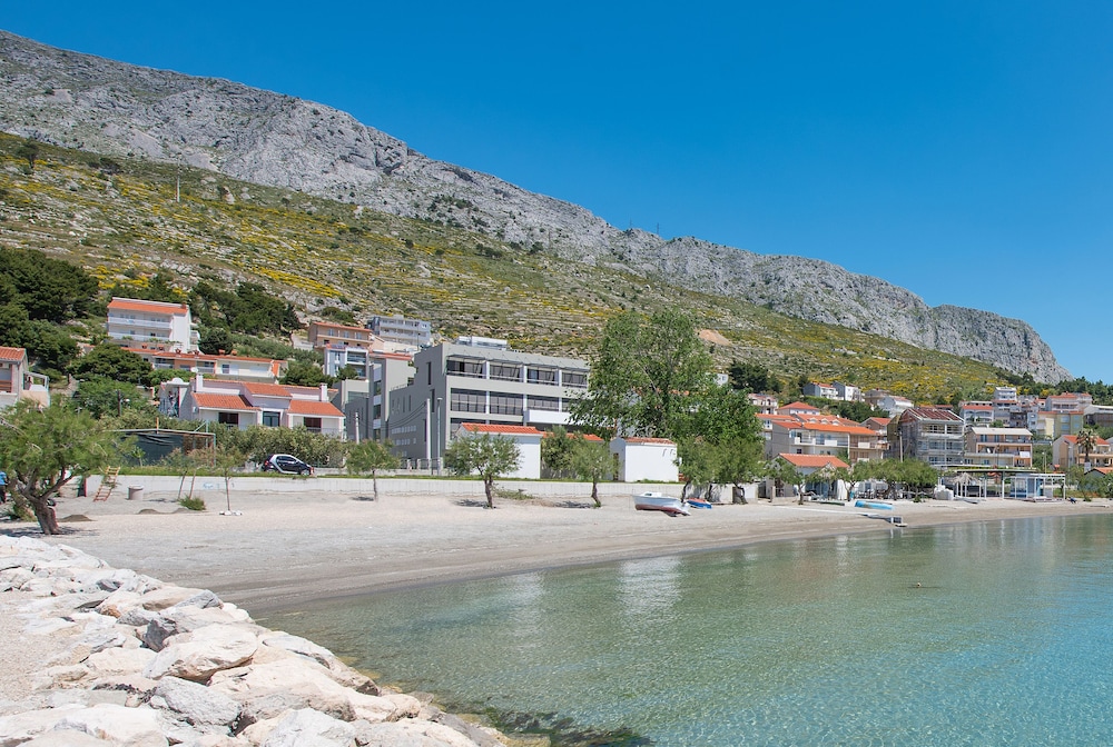 Hotel Nestos in Dugi Rat, Croatia