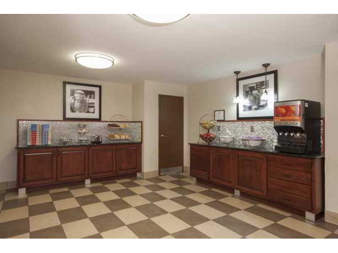 Red Lion Inn & Suites Hattiesburg - photo 15