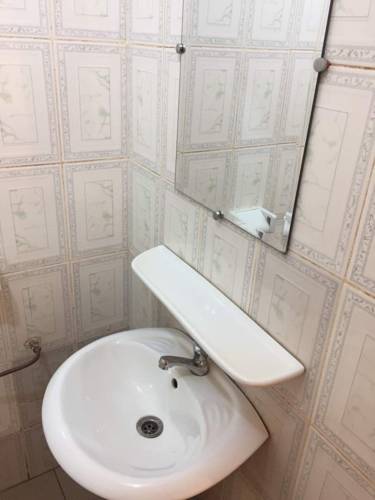 Motel Ayelawadje Male