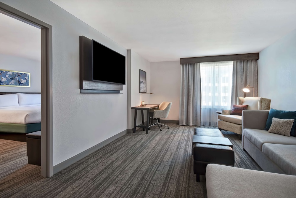 Hilton Garden Inn Houston Galleria Area - photo 16