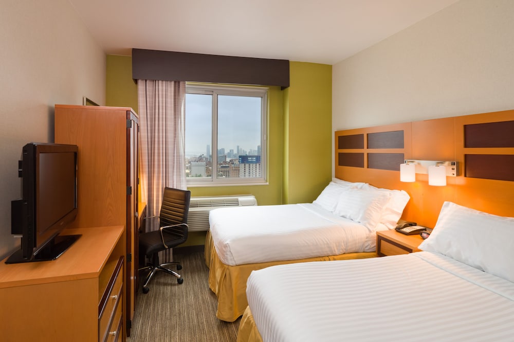 Holiday Inn Express New York City Times Square by IHG - photo 8