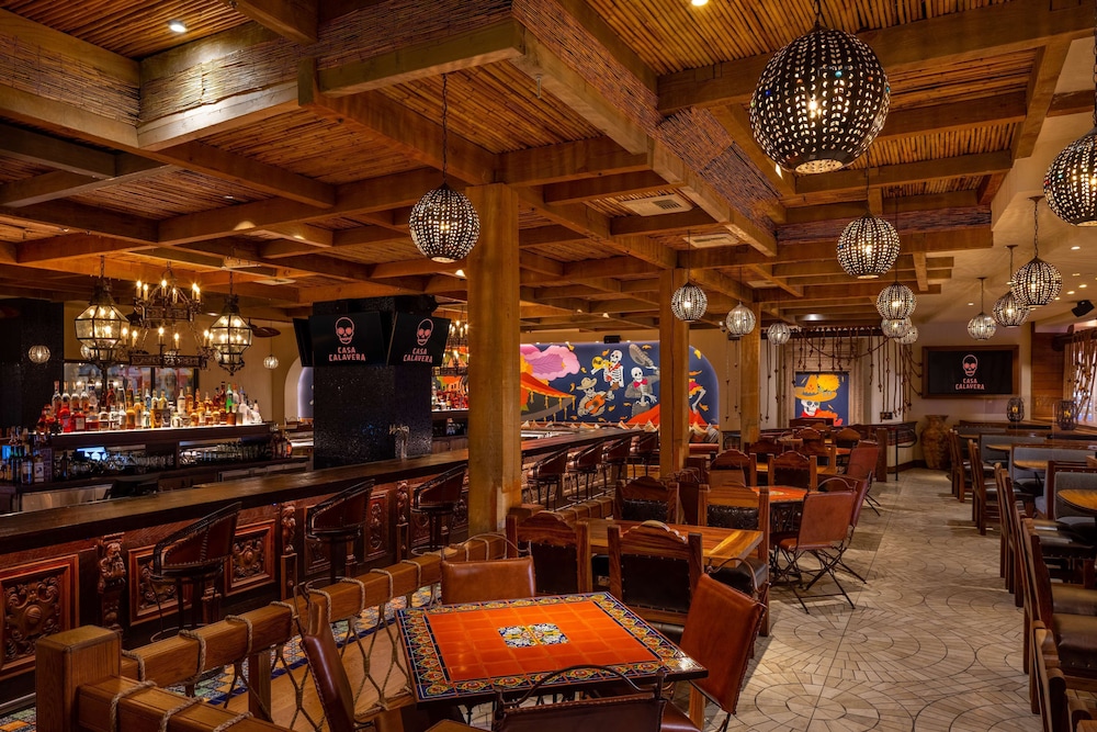 Virgin Hotel Las Vegas Curio Collection by Hilton - photo 123
