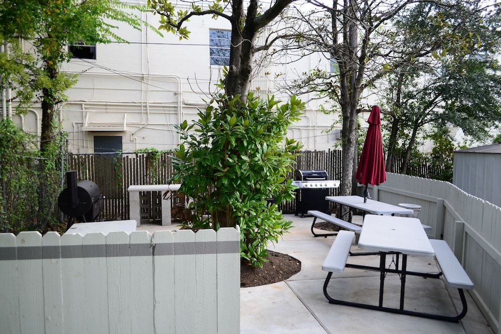 Harmony Inn and Suites - photo 29