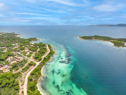 Holiday Home Bolina by Interhome — 4-Star Luxury Hotel in Santa Teresa Gallura, Italy