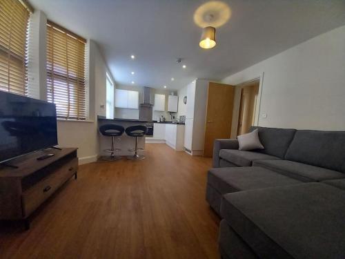 Comfortable and spacious 2 bedrooms Free parking — 4-Star Luxury Hotel in Nottingham, United Kingdom