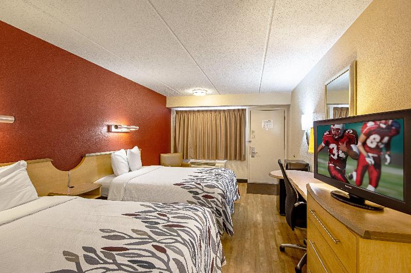 Red Roof Inn Charleston Kanawha City — hotel in Charleston