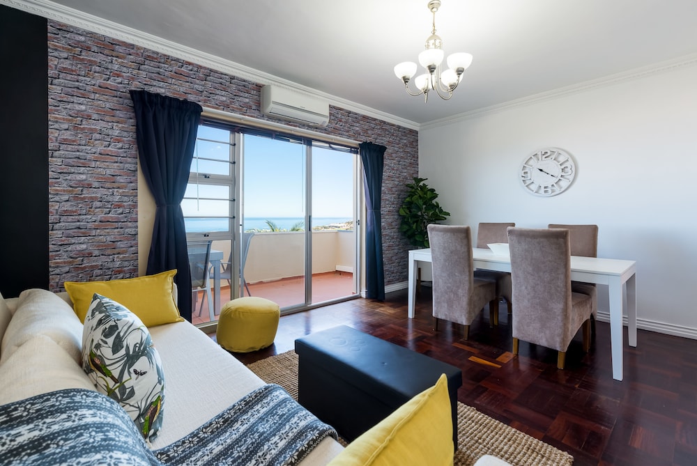 Panorama 9 — 4-Star Luxury Hotel in Cape Town, South Africa