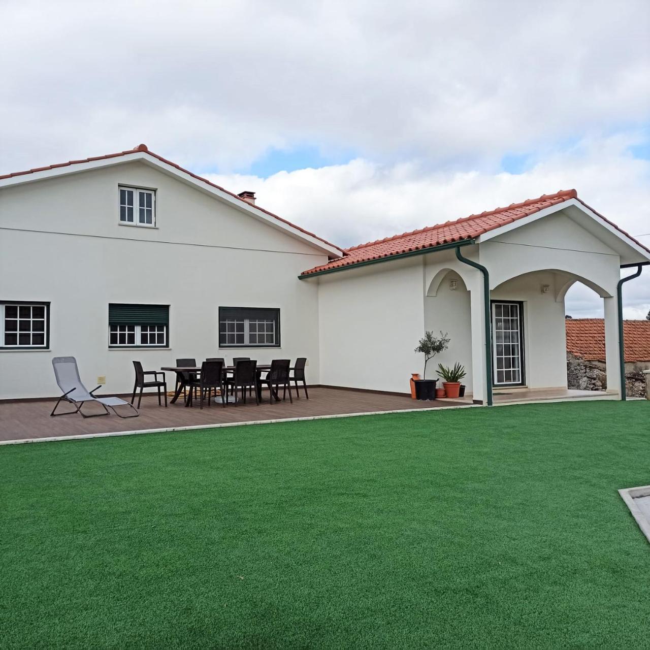 Casa do Espinheiro — 4-Star Luxury Hotel in Sao Mamede De Infesta, Portugal