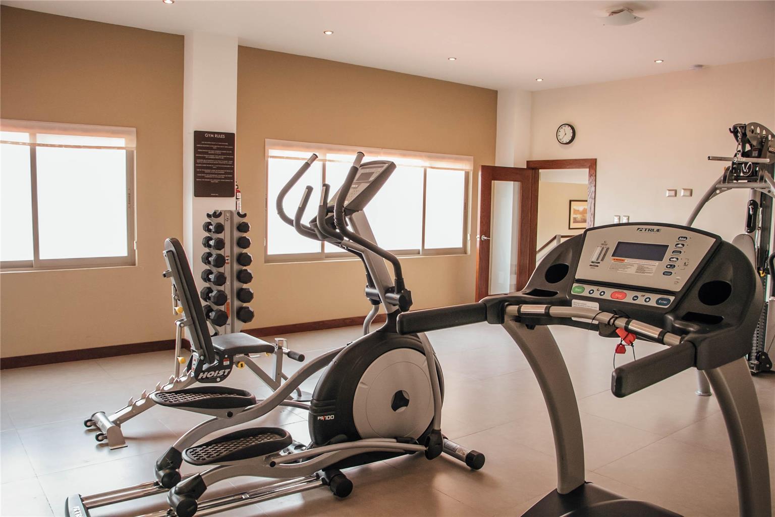 Keep up your exercise routine even during vacation!