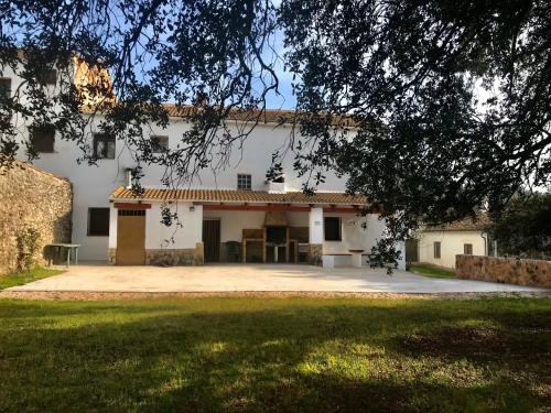 Casas Rurales Los Palenques — hotel in Villaverde De Guadalimar