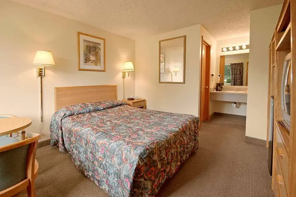 Days Inn by Wyndham Richland - photo 2