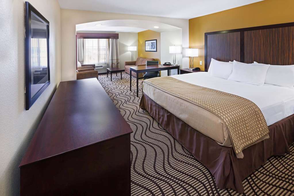 La Quinta Inn Suites Floresville - photo 19