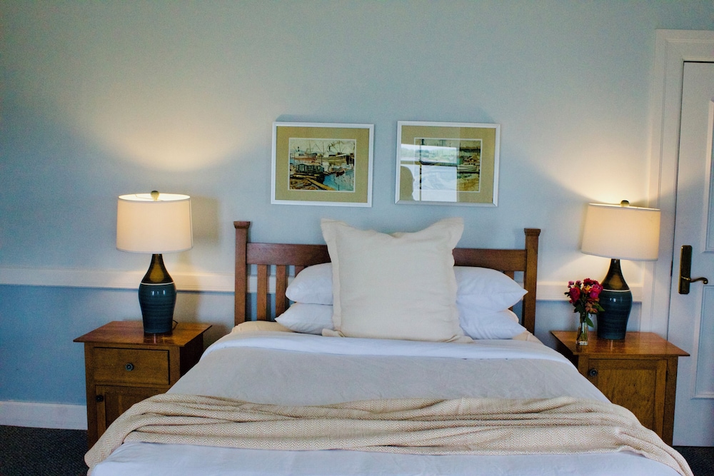 The McKernan Inn - photo 17