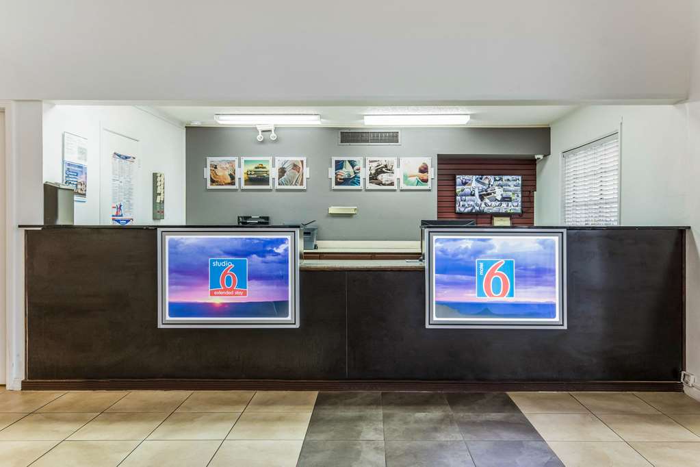 Motel 6 Alexandria LA South - photo 22