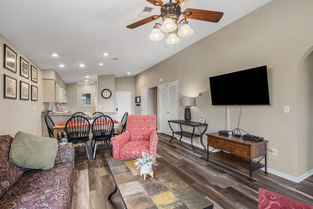 Cozy Family Resort Getaway - photo 17