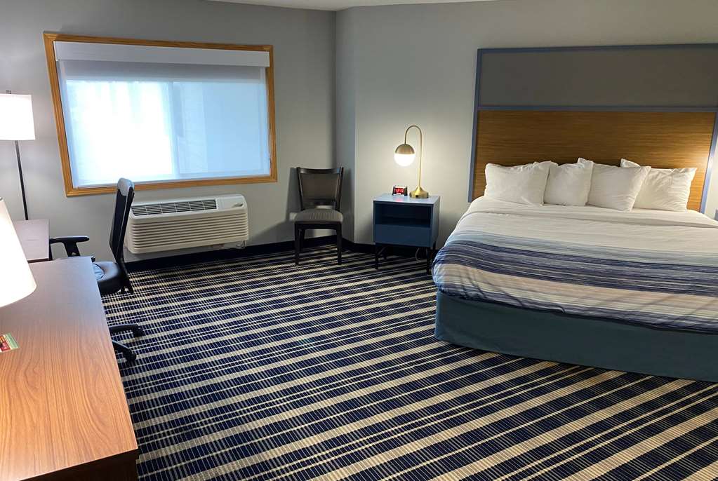 AmericInn by Wyndham Chanhassen - photo 22