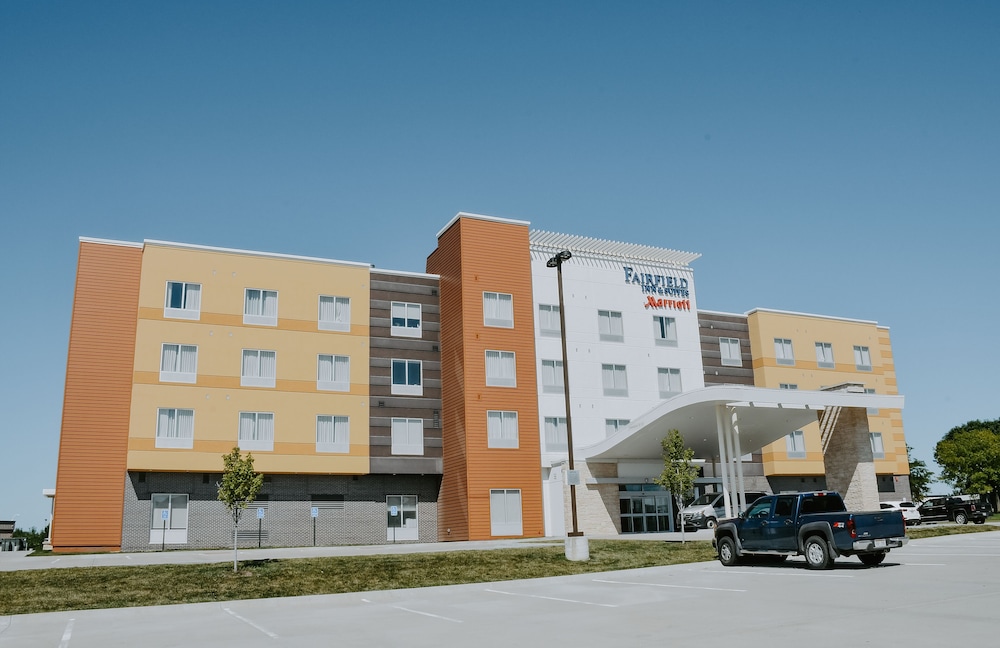 Fairfield Inn & Suites Lincoln Airport - photo 32