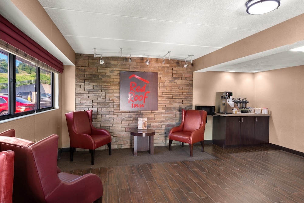 Red Roof Inn Binghamton Johnson City - photo 2