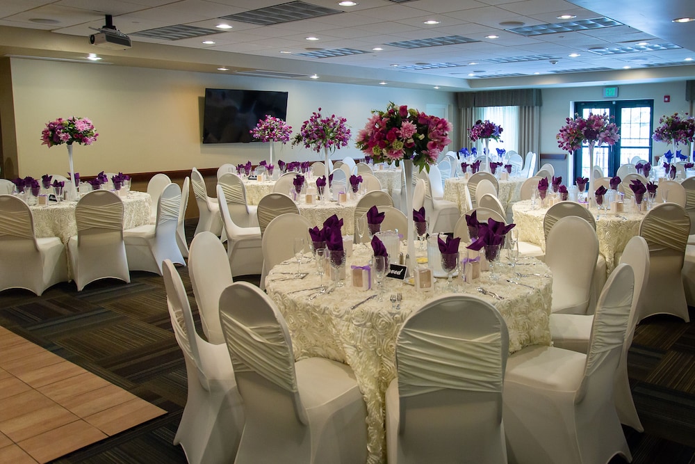 Staybridge Suites Rochester University by IHG - photo 42