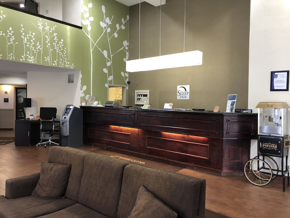 Spark by Hilton Louisville Airport - photo 3