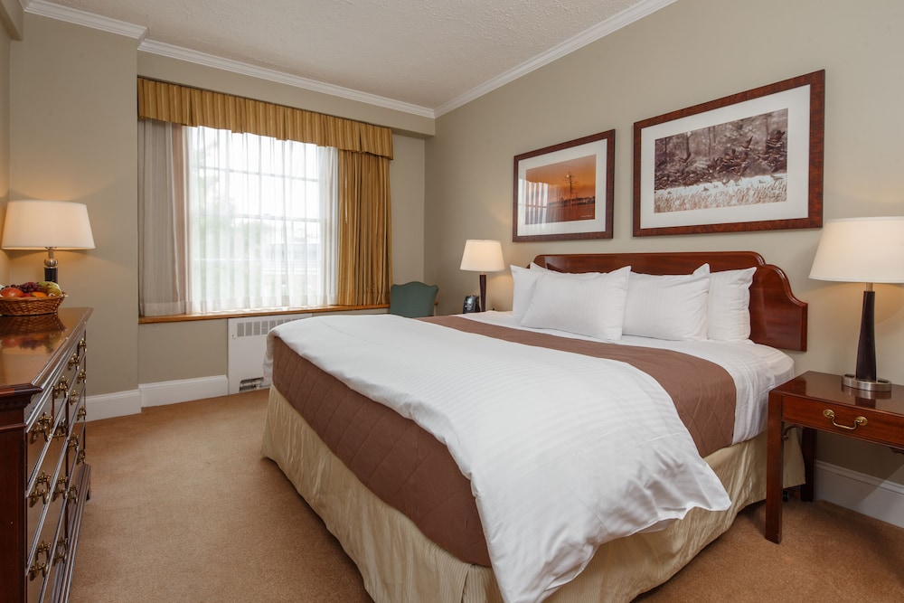 The Tidewater Inn - photo 10