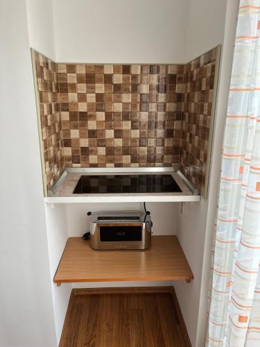 Karolin Apartman — Unknown City — photo 4