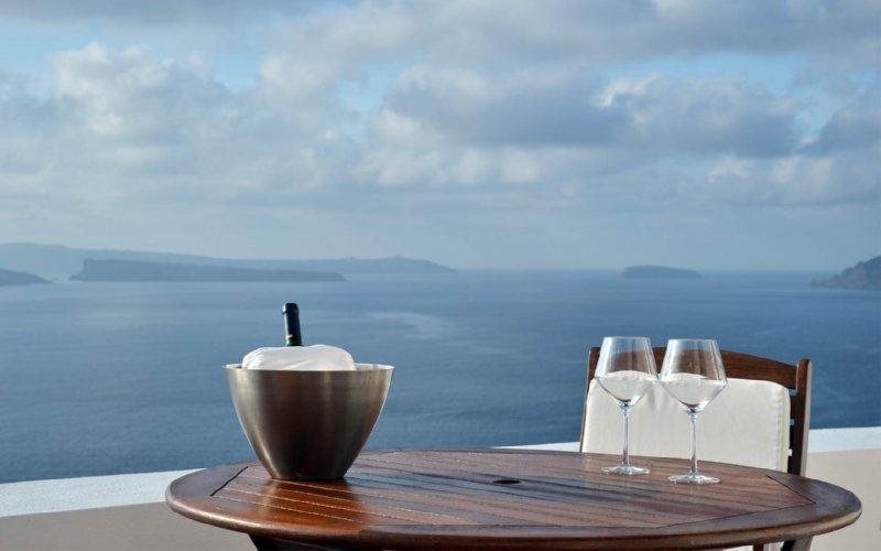 160 Thea in Oia, Greece